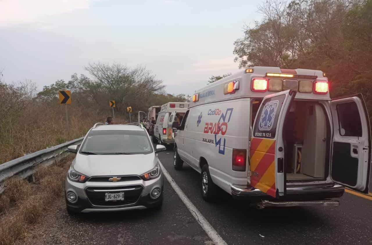 Choque Y Volcadura En Plan Del Río Deja Tres Lesionados