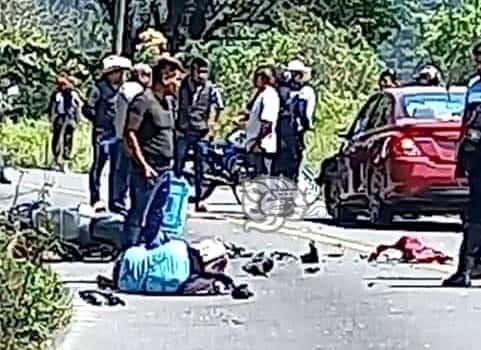 Motociclista Sufre Fractura Tras Accidente En Carretera