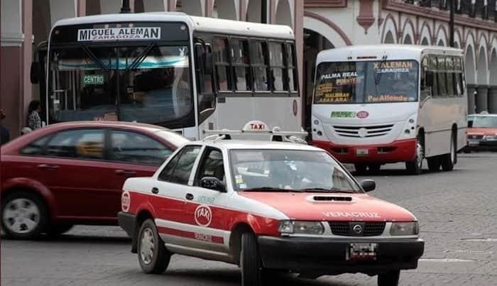 Urgen acciones contra robo de unidades y taxis piratas en Veracruz
