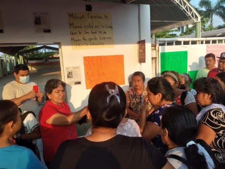 ¡Terror entre padres de familia! Tras amenaza, retiran a cientos de alumnos en secundaria de Nanchital