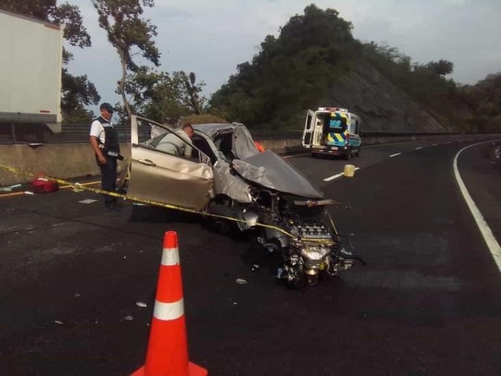 Trágico accidente en libramiento de Xalapa; conductor perdió el control del auto