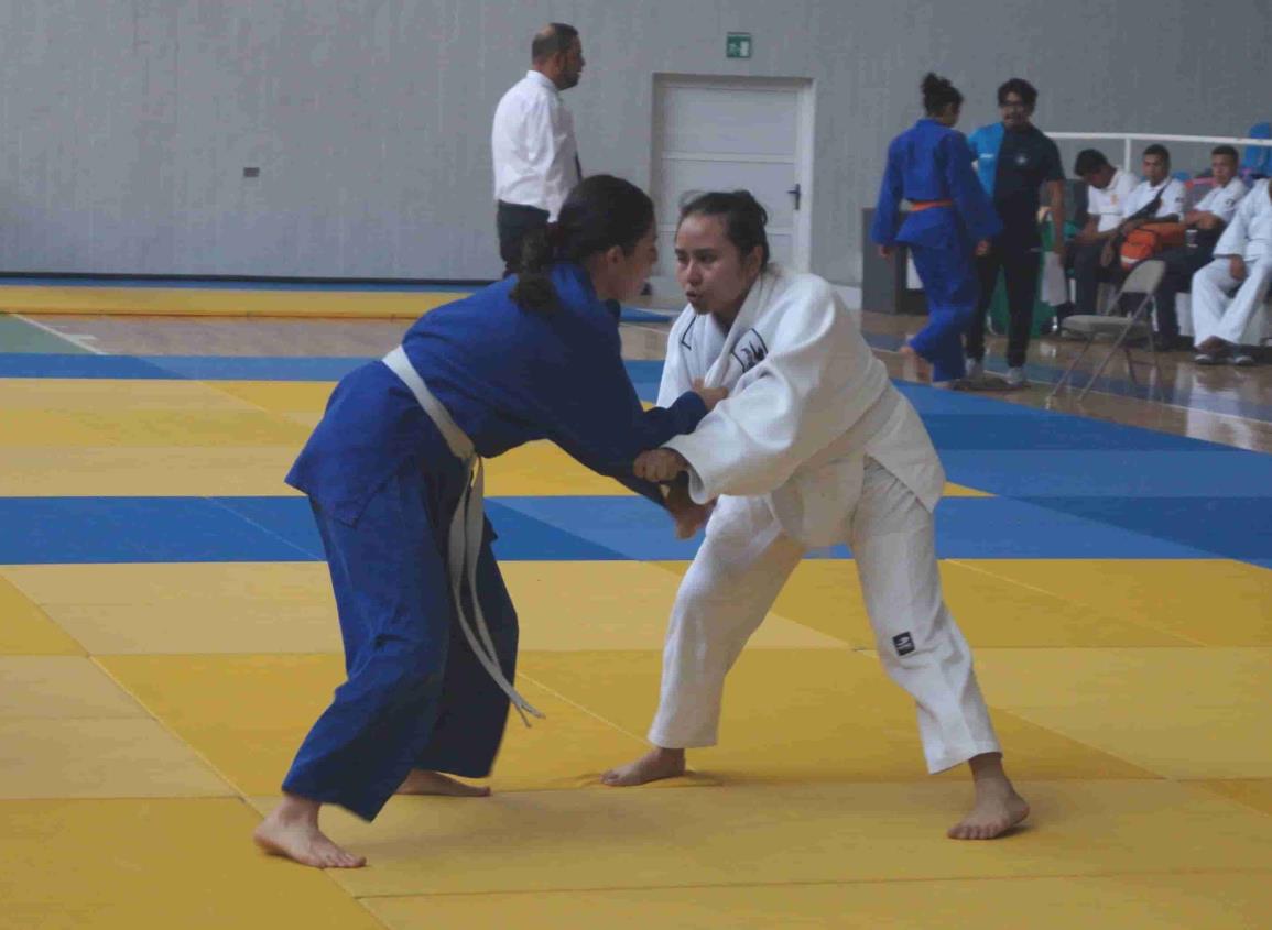 Califican 16 judocas de los Halcones de la UV  a Universiada Nacional 2023