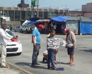 Espera reordenar la vialidad de Las Choapas con cajones de estacionamiento