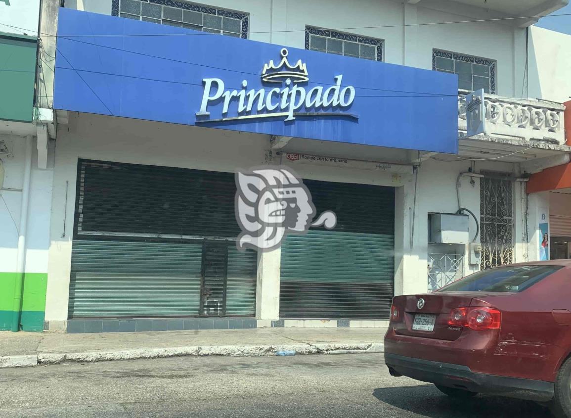 Otra emblemática tienda cerró en Minatitlán