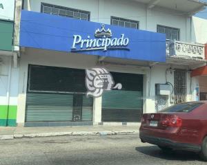 Otra emblemática tienda cerró en Minatitlán