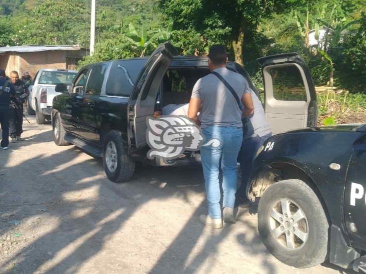 ¡Desnucado! muere hombres tras perder el piso en Atzacan