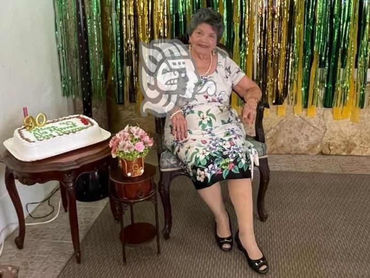 Doña Georgina de Carranza recibió emotivo aniversario