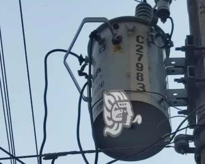 ¡Temen quedarse sin luz!, vecinos de la colonia El Muelle piden a CFE dar mantenimiento a transformadores