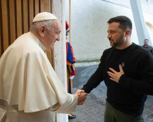 Volodímir Zelenski se reunió con el Papa Francisco en el Vaticano