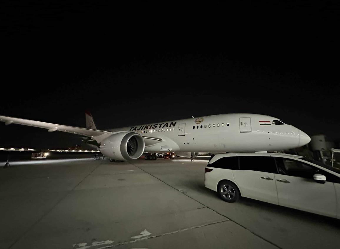 ¡Como nuevo! ex avión de México ya voló a Tayikistán