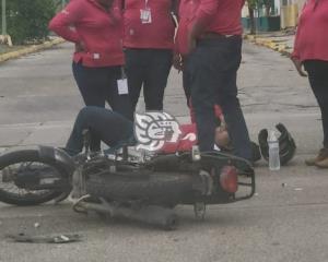 Motociclista lesionada tras choque en Cosoleacaque: El responsable se dio a la fuga