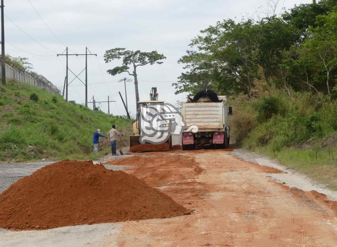 Modernizan carretera Tuzandépetl-Villa del Espíritu Santo
