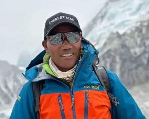 El legendario Kami Rita: El sherpa que ha estado 27 veces en la cima del Everest
