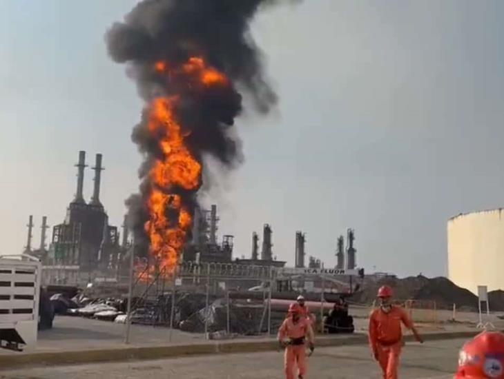 ¡Controlan el siniestro! Arde en llamas refinería de Salina Cruz (+Video)