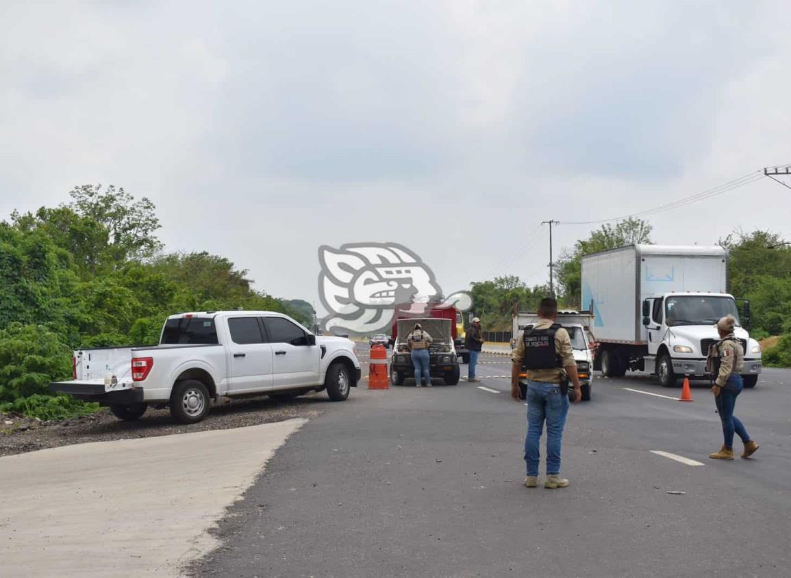 Sorpresivo operativo para detección de vehículos robados en el sur de Veracruz