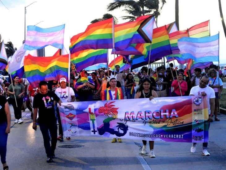 Veracruz, de las entidades más retrasadas en leyes en beneficio a la comunidad LGBT: Ambient Tales