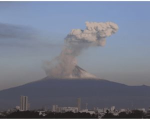 Embajada de EU en México emite alerta por volcán Popocatépetl