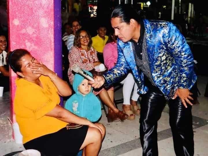 ¡Consternación en el sur!, harán homenaje a El Teco, comediante asesinado ante su esposa e hijos; exigen justicia (+Video)
