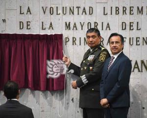 Desconocen su historia, Gobernador de Veracruz destaca labor de la Sedena