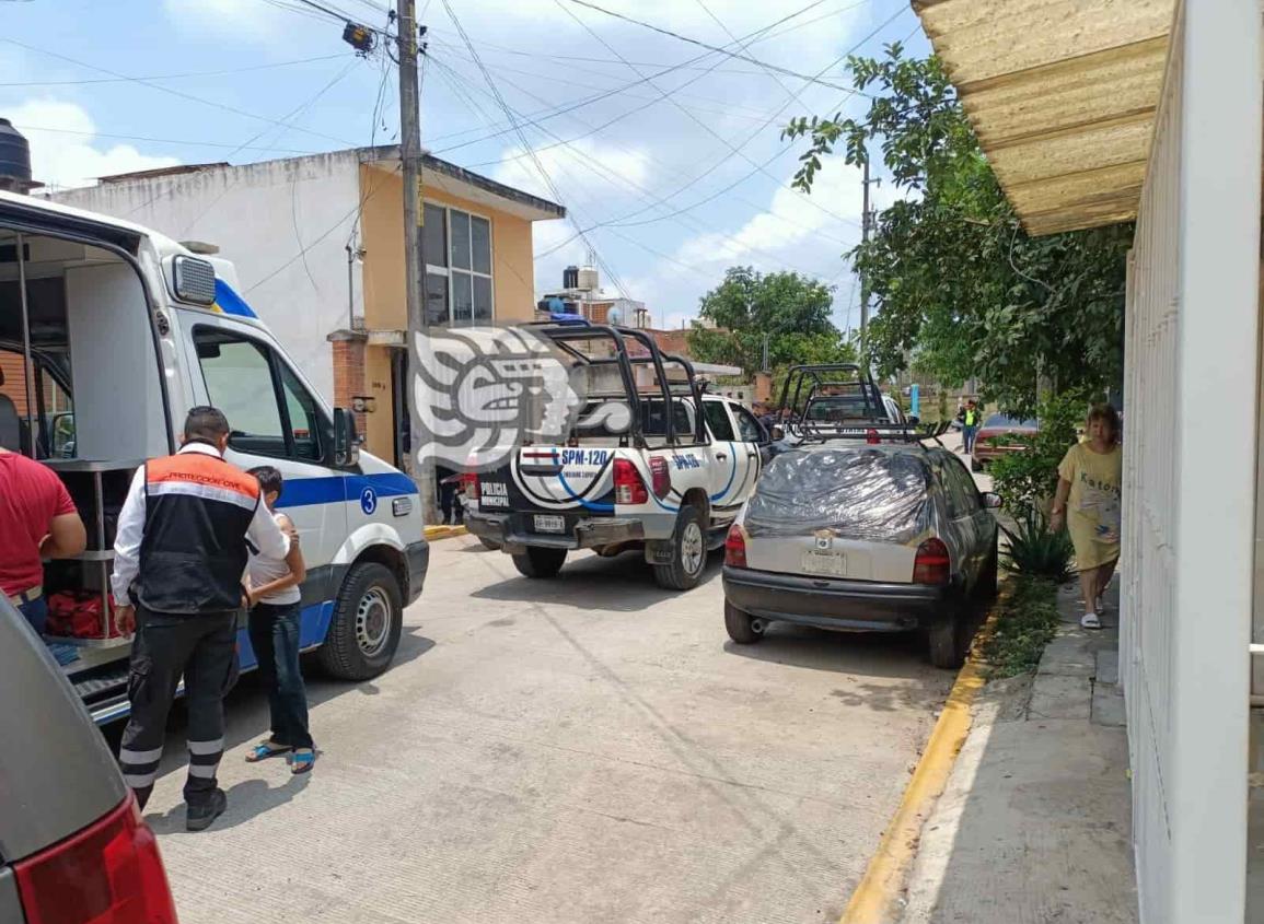 Par de delincuentes interceptan a mujer y le arrebatan 100 mil pesos en Xalapa
