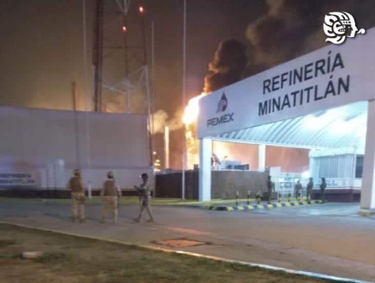 ¡Luego de 12 horas! Confirma Pemex cuatro lesionados tras incendio en Refinería en Minatitlán (+Vídeo)