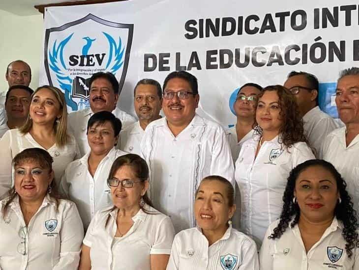 Pide SIEV que incremento salarial aplique para todos los maestros de Veracruz