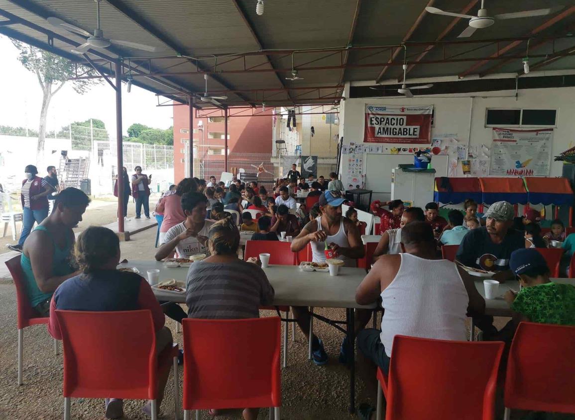 Ayuda para migrantes se agota en Oluta