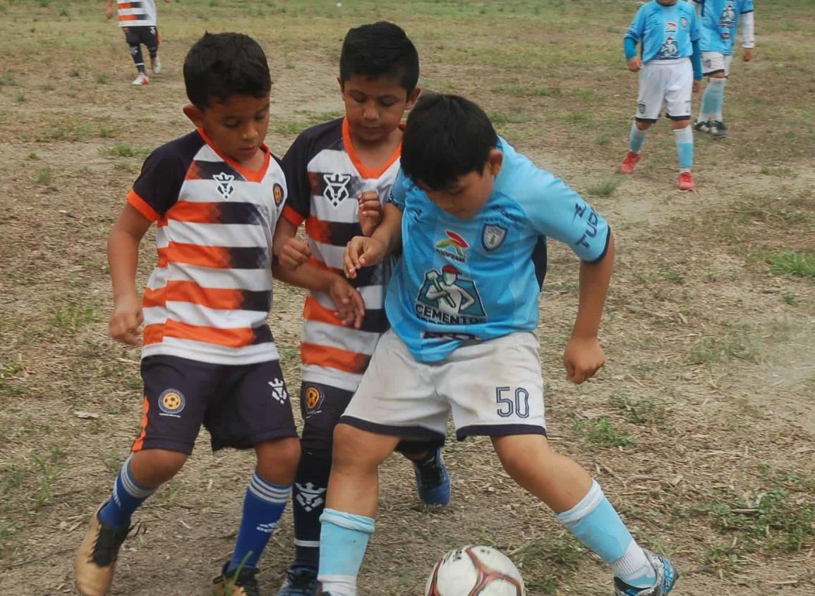 Saldrán semifinalistas en futbol infantil y Juvenil de Mina