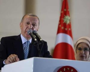 Erdogan gana la segunda vuelta de elecciones presidenciales en Turquía
