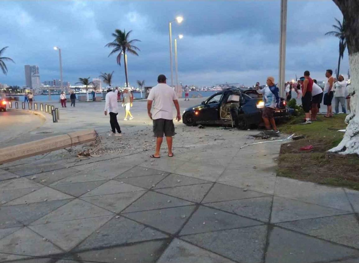 Accidente en bulevar Ávila Camacho, en Veracruz deja un fallecido más