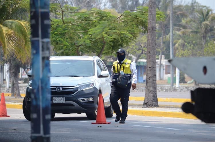 Afirma abogado que operativos de tránsito en Veracruz son ilegales