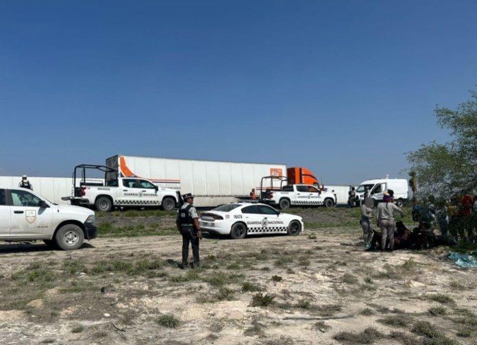 Se accidenta autobús con más de 50 migrantes en San Luis Potosí
