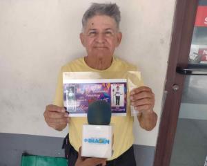 A sus 75 años, José Manuel “Manzanita” exrey del Carnaval de Veracruz se alista para la edición 2023