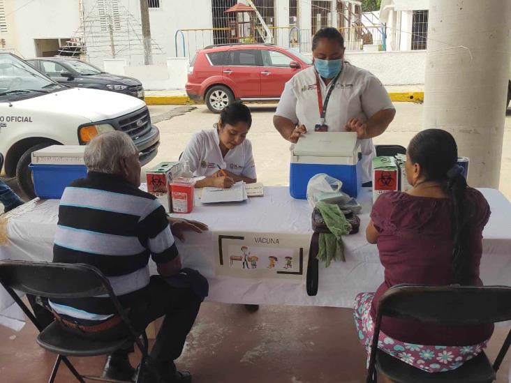 Servicios médicos gratuitos beneficiaron a pobladores de Villa Cuichapa (+Video)