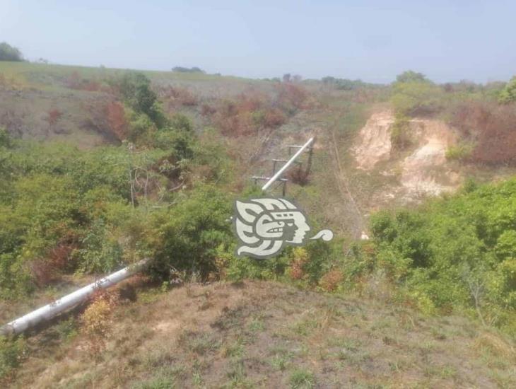 Controla Pemex fuga de gas en Agua Dulce