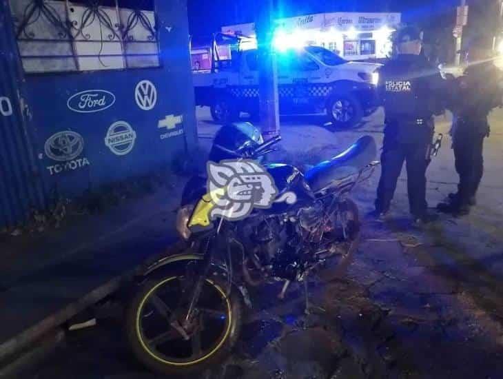 Localizan motocicleta accidentada y abandonada