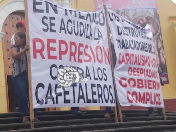 La lucha pacífica de los cafetaleros en Veracruz está siendo objeto de represión