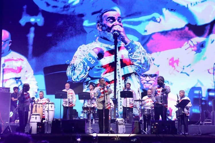 Un éxito el Salsa Fest: Más de 140 mil personas disfrutaron anoche en Boca del Río