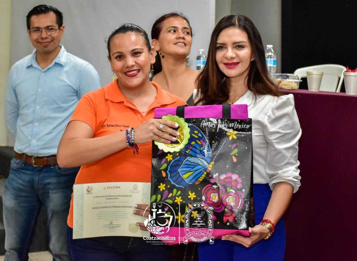 Gobierno de Coatzacoalcos realiza premiación del Libro Artesanal Veracruzano en la Zona Olmeca
