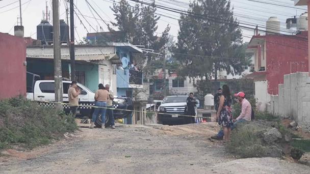 En Xalapa, mujer pierde la vida en plena vía pública