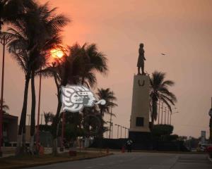 Persistirán temperaturas arriba de los 40 grados en el sur de Veracruz; ¡sigue estas recomendaciones!