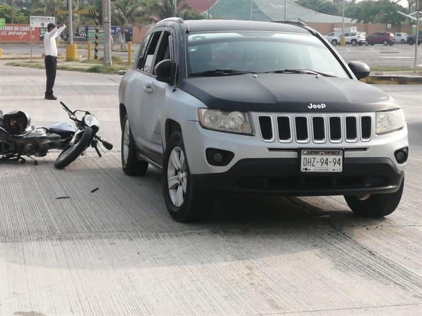 Motociclista chocó contra camioneta en avenida Las Palmas
