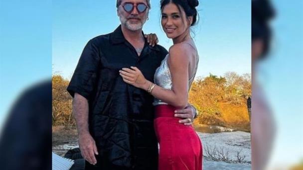 Alejandro Fern Ndez Comparte Rom Ntica Foto Junto A Su Novia