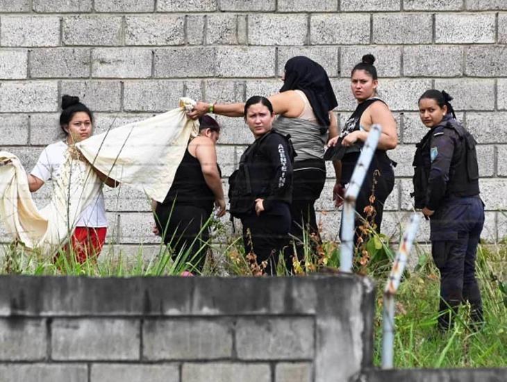 Riña de pandillas en cárcel de mujeres en Honduras deja 41 personas fallecidas