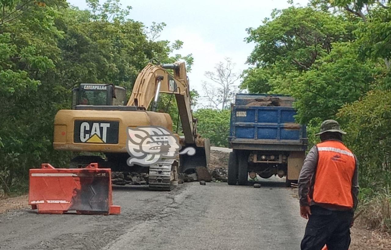 Cerrada la circulación por obra en la Soteapan-Acayucan
