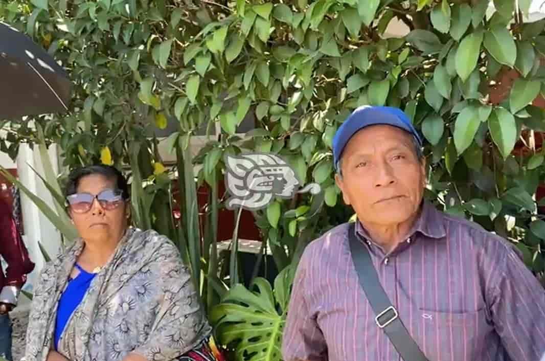 Denuncian trabas de Invivienda en Coscomatepec  (+VIDEO)