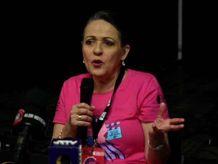 Nora Velázquez en Coatza; participa en la octava edición del Festival de Cine Oro Negro 2023