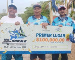 Jorge Cárdenas conquistó el Primer Torneo de la Pesca de Robalo