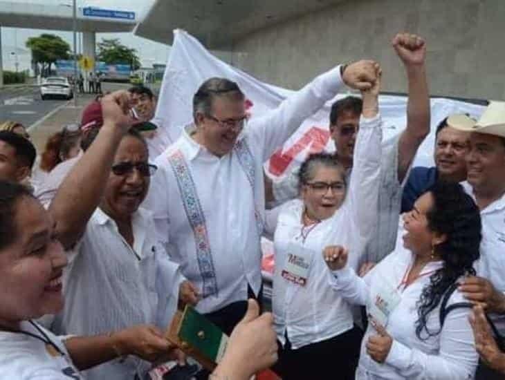 La oposición no es una amenaza para su candidatura, asegura Marcelo Ebrard en Veracruz