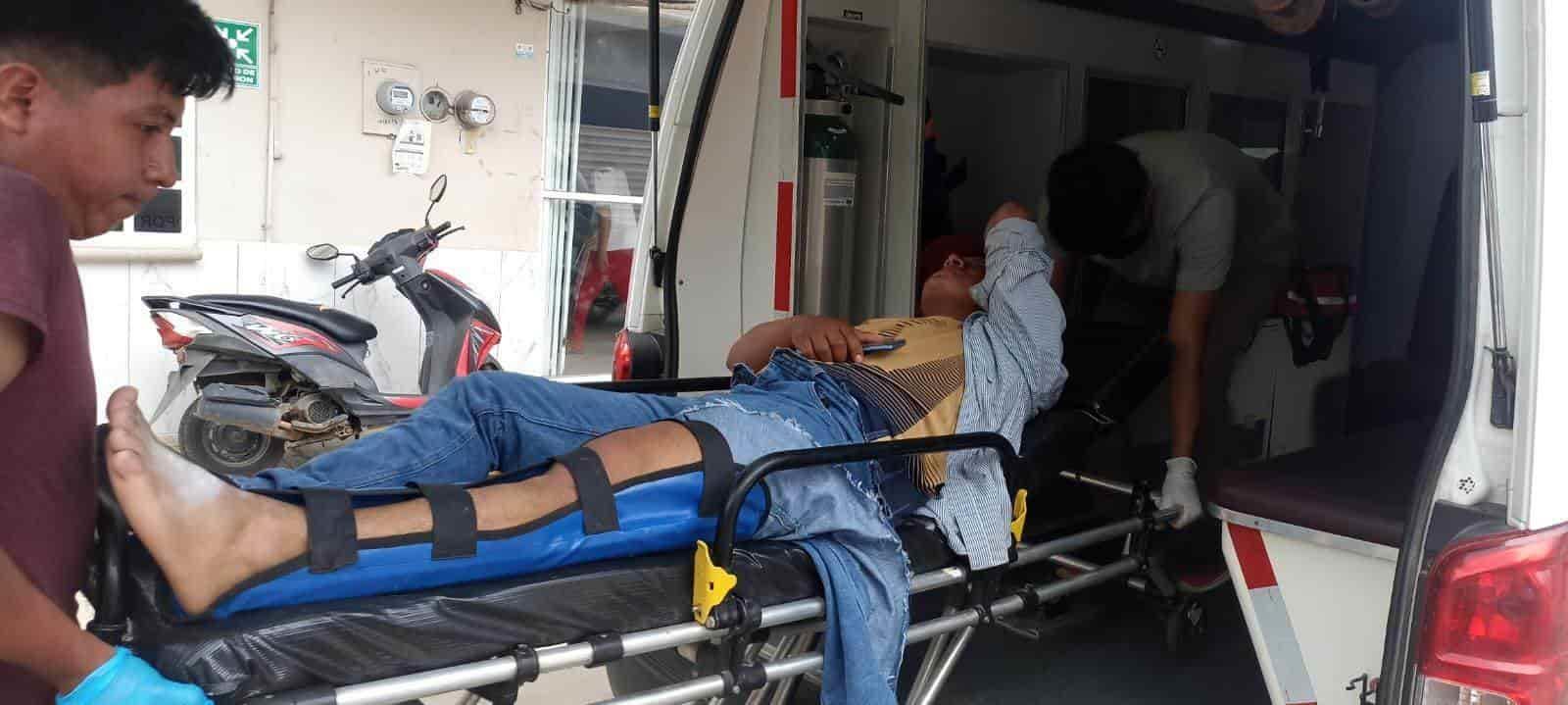 Repartidor sayuleño herido tras choque